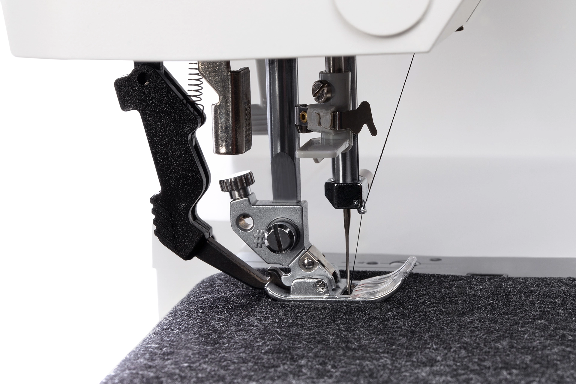 Pfaff Ambition 610 – gallery image