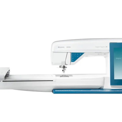 Husqvarna Viking Designer Sapphire