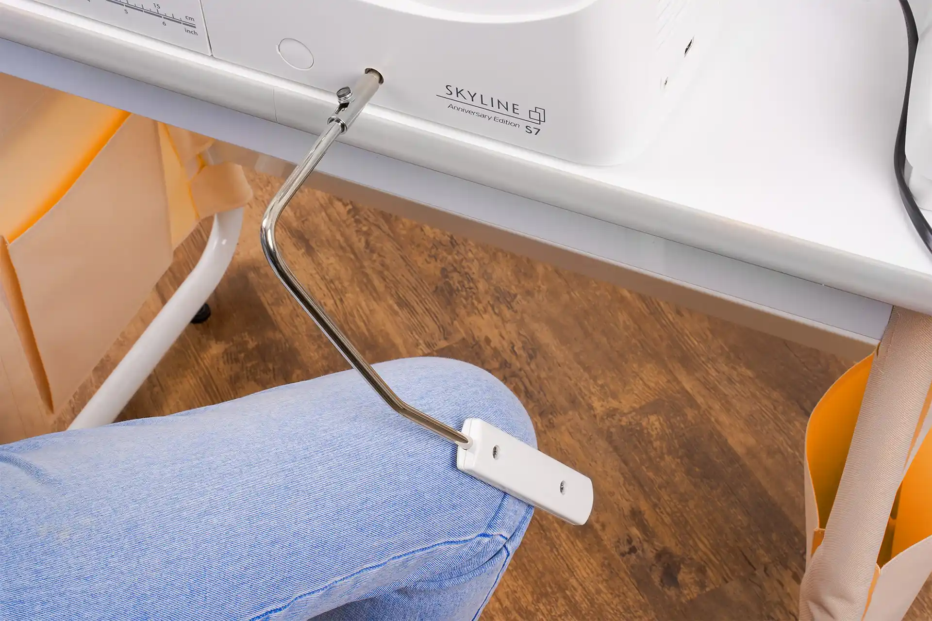 Janome Skyline S7 AE – gallery image