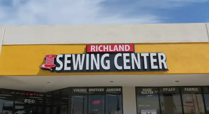 Richland Sewing Center Exterior Signage